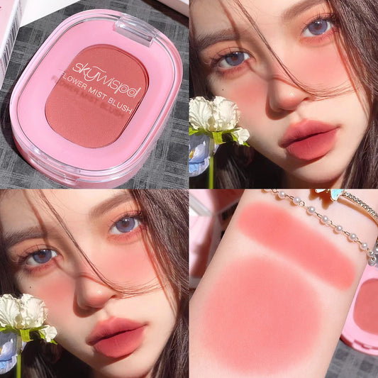 Monochromatic blush powder, fine matte finish, brightens skin tone﻿