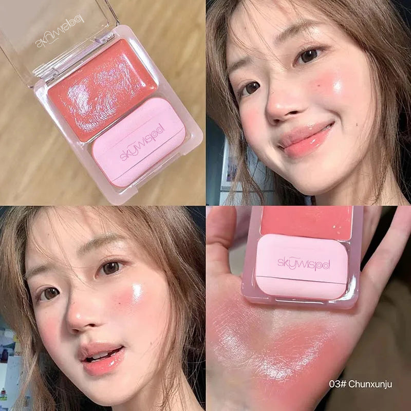 Blush with a natural light effect and pastel pink shade